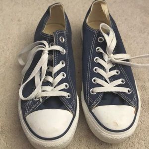 Size 8 denim converse!